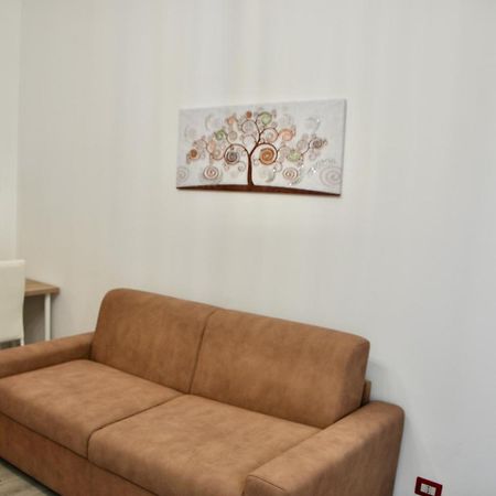 M.Aurelio Red Apartment Milano Ngoại thất bức ảnh