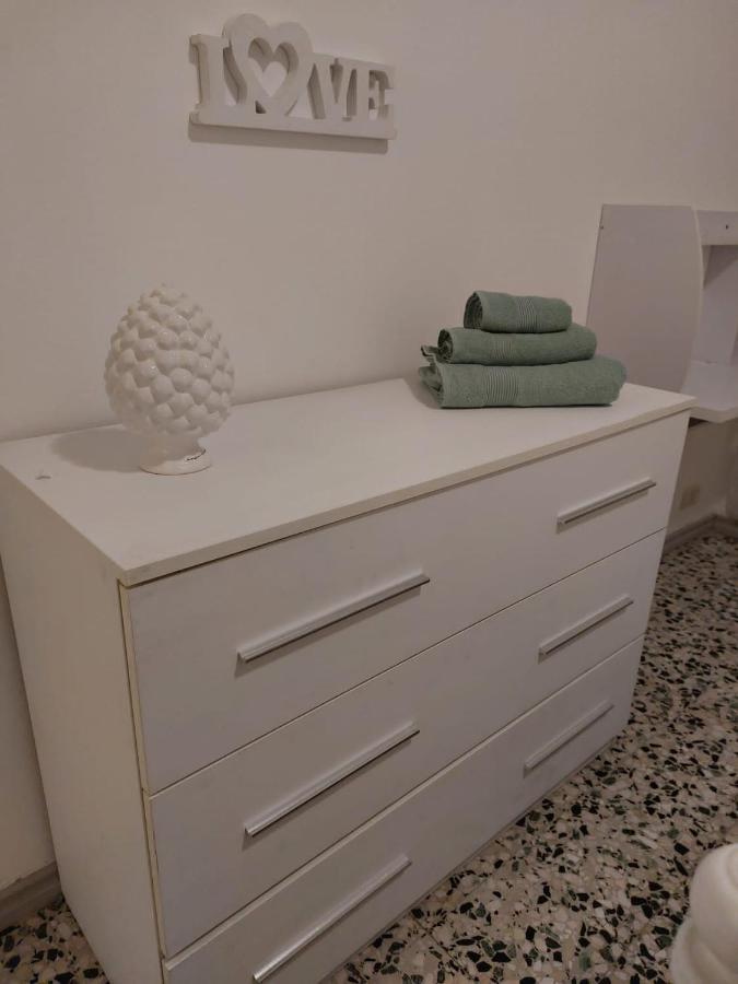M.Aurelio Red Apartment Milano Ngoại thất bức ảnh