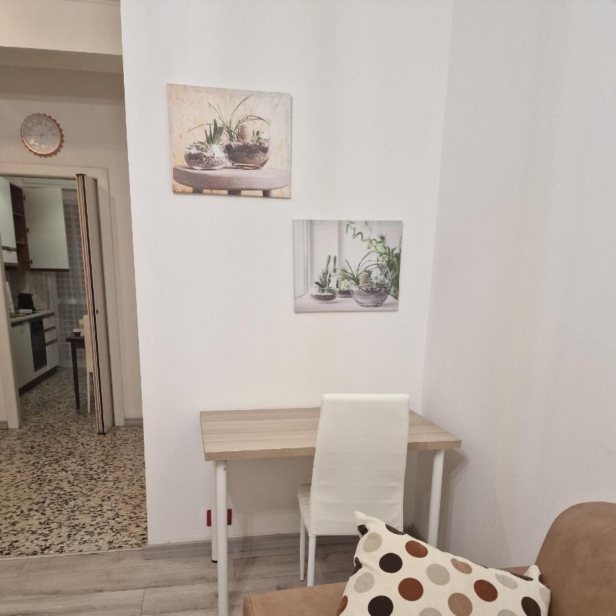 M.Aurelio Red Apartment Milano Ngoại thất bức ảnh