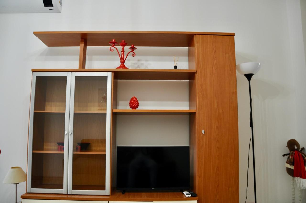 M.Aurelio Red Apartment Milano Ngoại thất bức ảnh