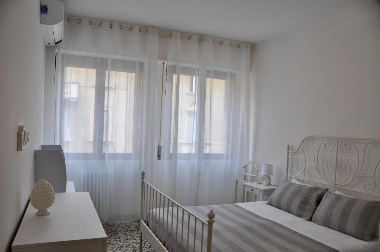 M.Aurelio Red Apartment Milano Ngoại thất bức ảnh