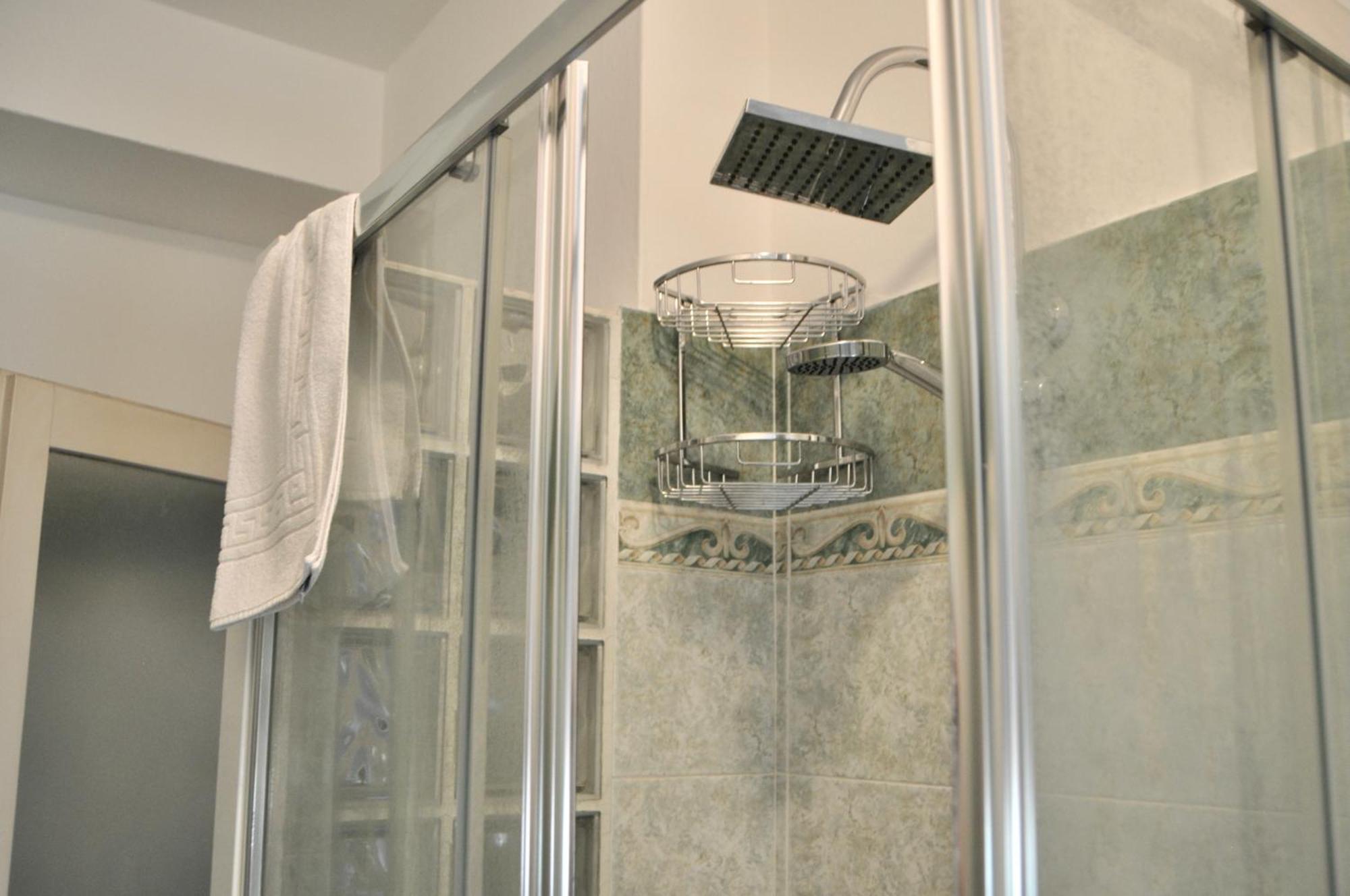 M.Aurelio Red Apartment Milano Ngoại thất bức ảnh